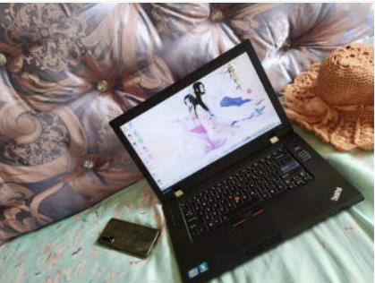 因为换了工作 现在笔记本不用 低价转售 急卖一年高端笔记本电脑一台!非诚勿扰